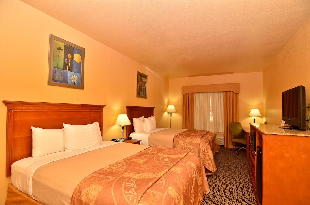 Hotel Hiway Express Of Broken Bow