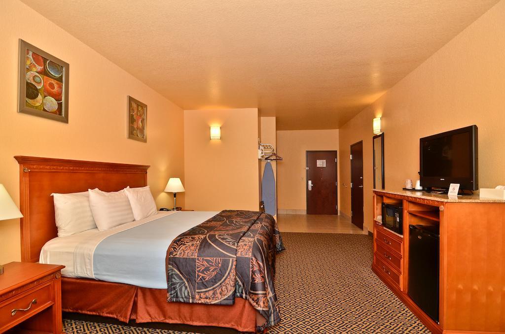 Hotel Hiway Express Of