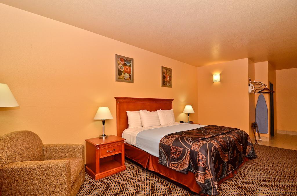 Hotel Hiway Express Of 2*
